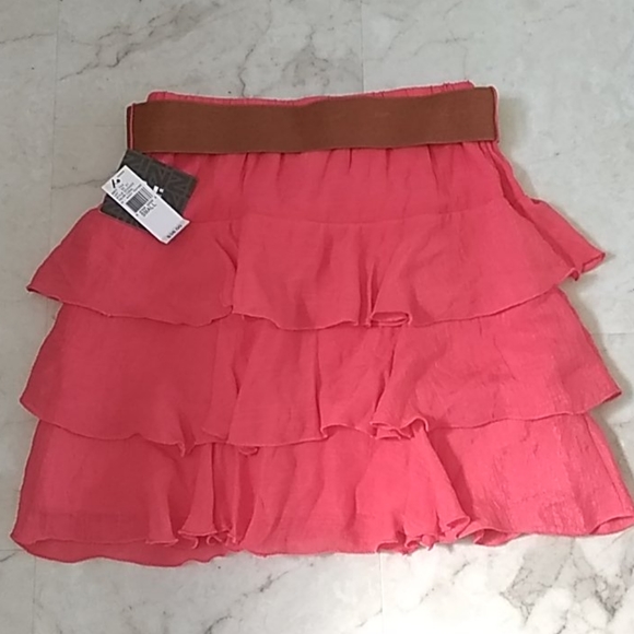 IZ Byer skirt and belt set. - Picture 6 of 7